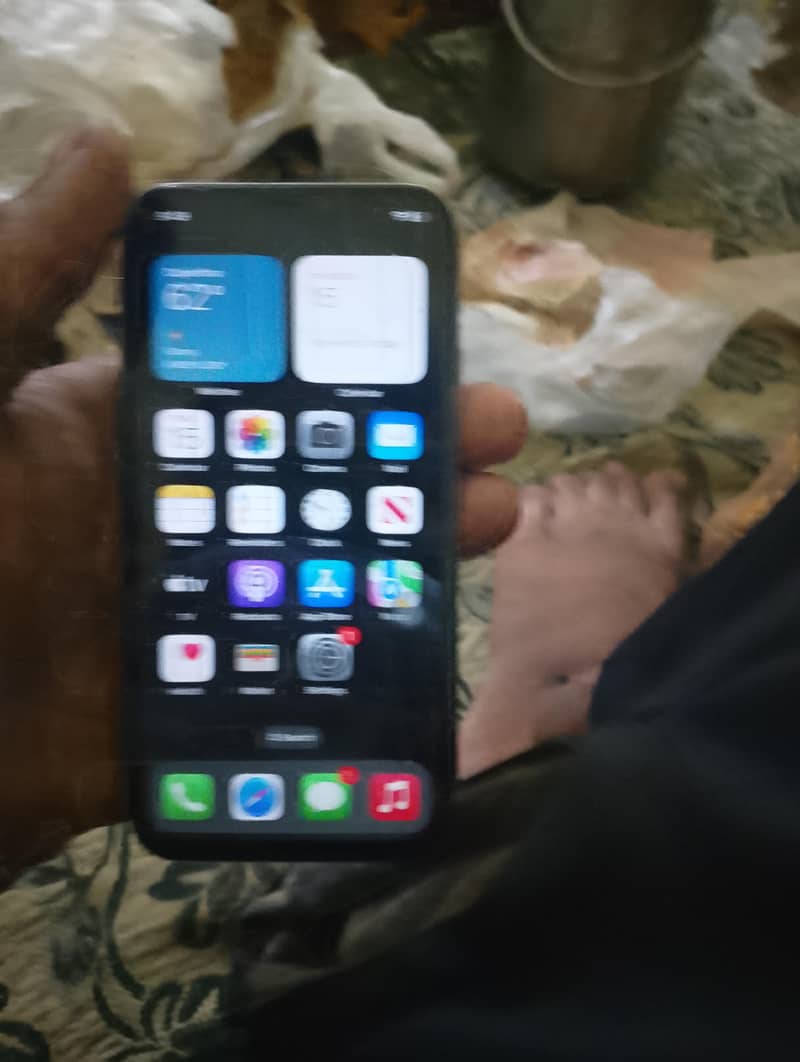 Apple iPhone X 1