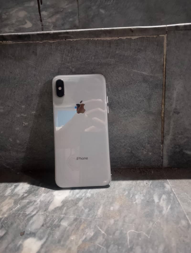 Apple iPhone X 11