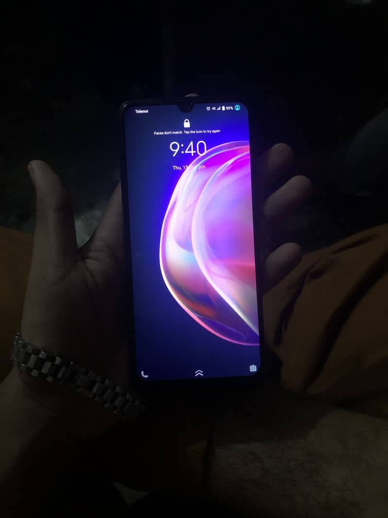 Vivo V21e 0