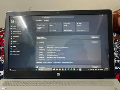HP Pavilion 15 | Core i7 7th Gen | 8GB RAM / 256GB SSD | Excellent con