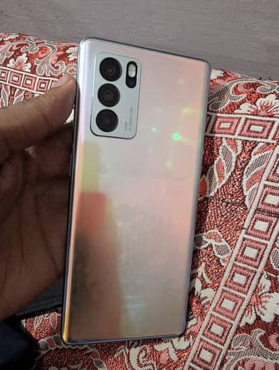 OPPO Reno6 Pro