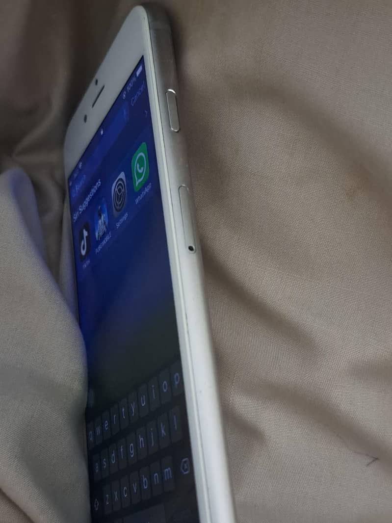 Apple iPhone 6S 3