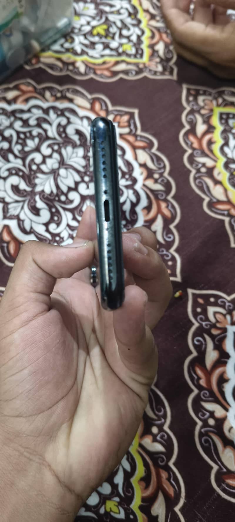 Apple iPhone X 3