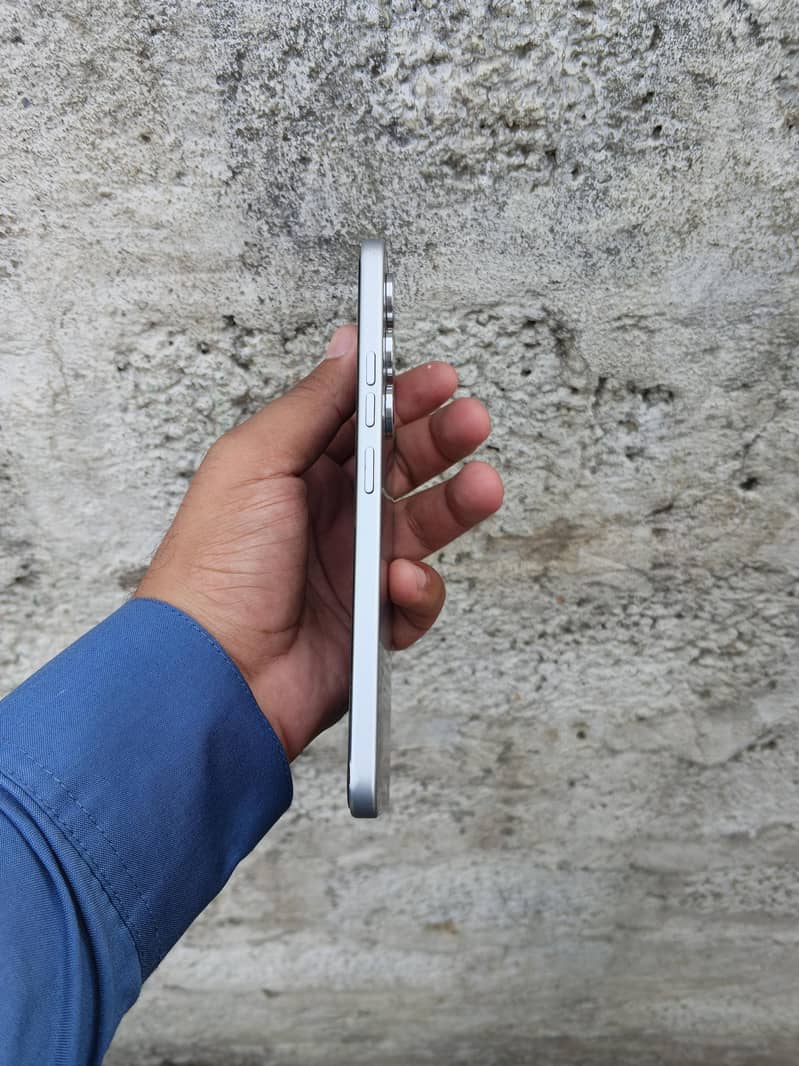 TECHNO SPARK 40 PRO 5