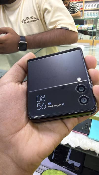 Samsung Mobile Z Flip 3 5G Non Unlock 128Gb 8Gb