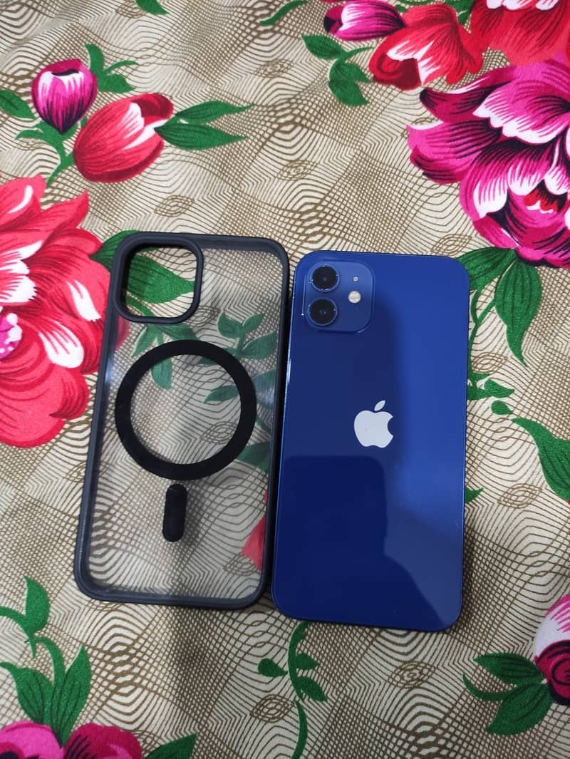 Apple iPhone 12 6