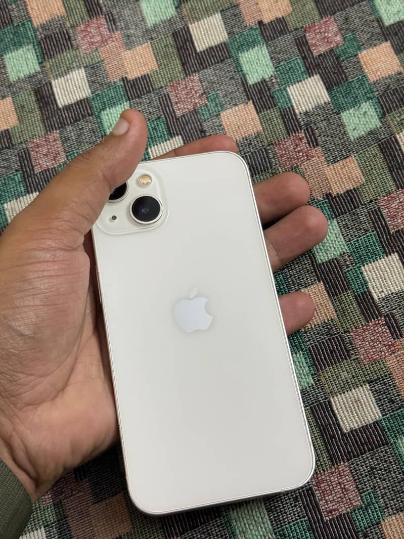 Apple iPhone 13 2