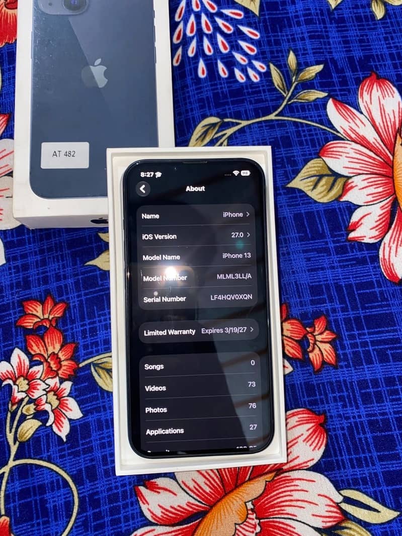 Apple iPhone 13 2