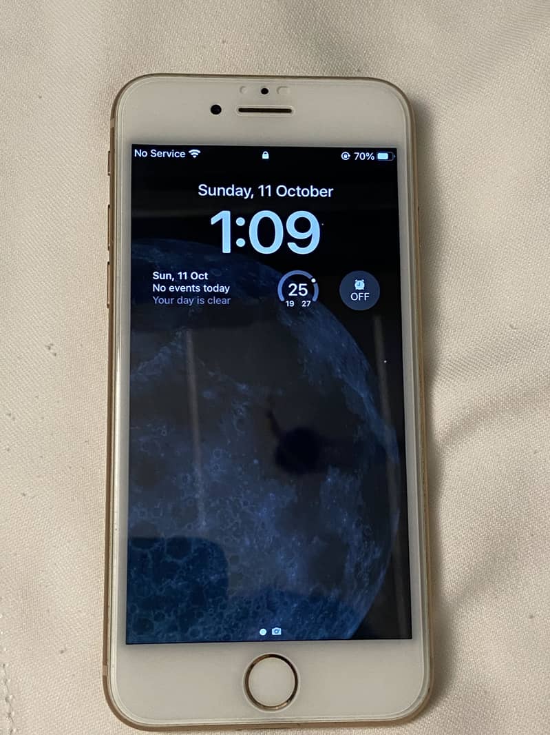 Apple iPhone 8 1