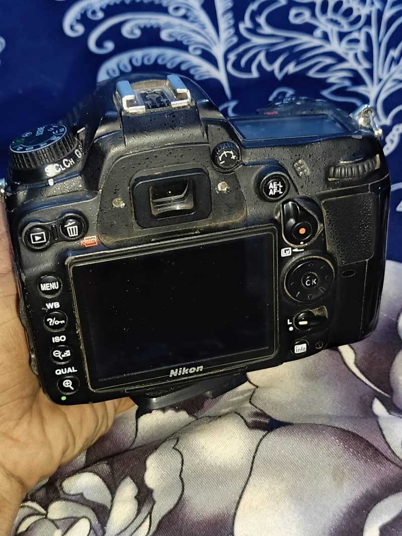 Nikon D7000 0