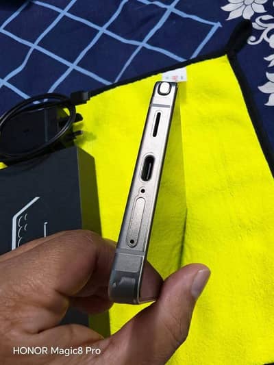 Vivo V40 12GB 256GB WhatsApp 03023991472