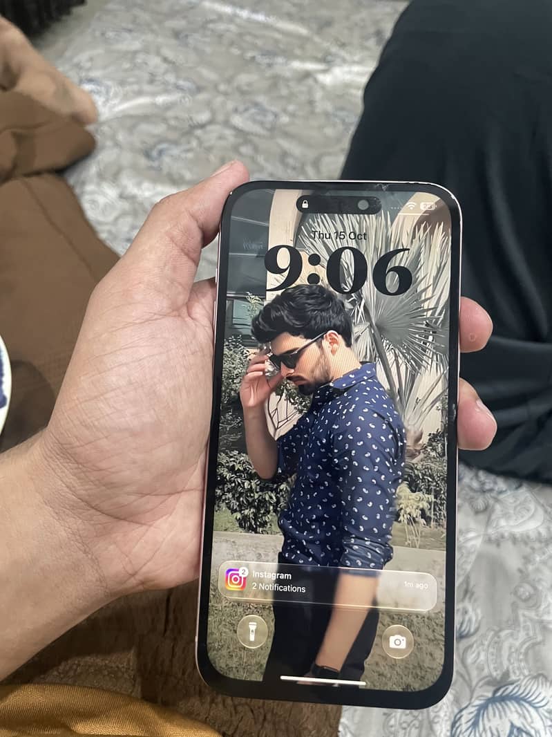 Apple iPhone 15 plus 7