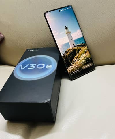 Vivo V30 E