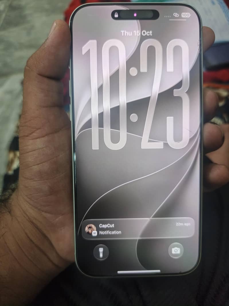 Apple iPhone 17 Pro Max 0