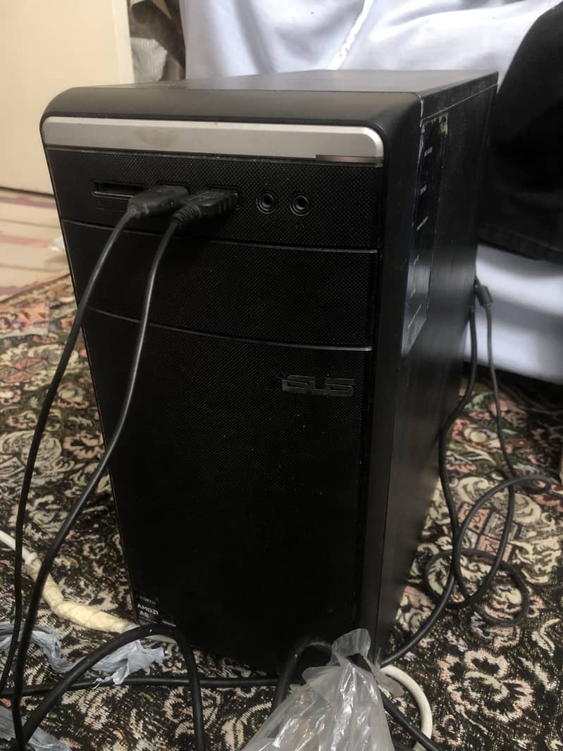 ASUS Desktop PC 2