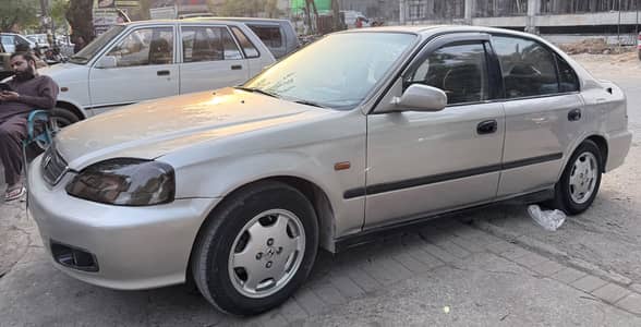 Honda Civic EXi 2000