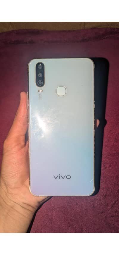 Vivo Y17
