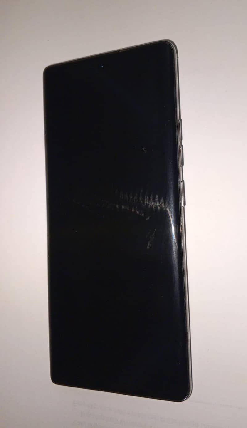 Tecno CAMON 40 Pro 0