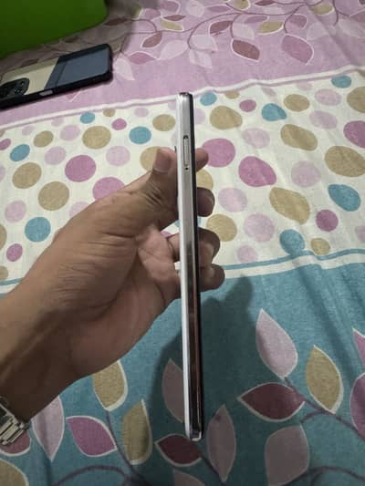 Tecno Camon 18
