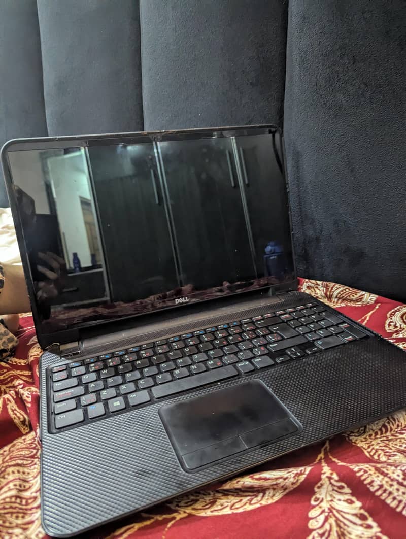 laptops DELL 3