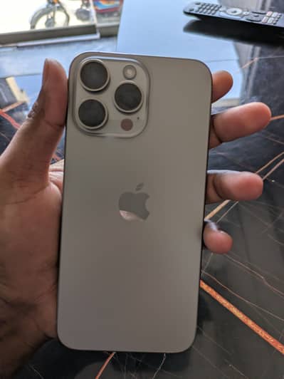 Apple iPhone 15 Pro Max with original box and cable