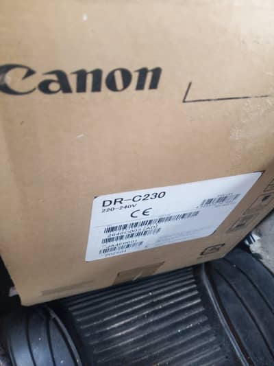 Canon Dr C230