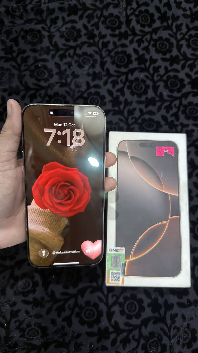 Apple iPhone 16 Pro Max 3