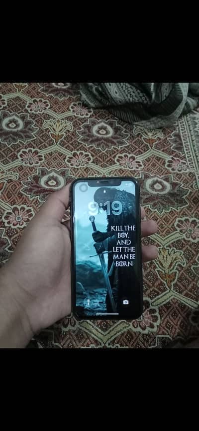 Apple iPhone 11 F. U