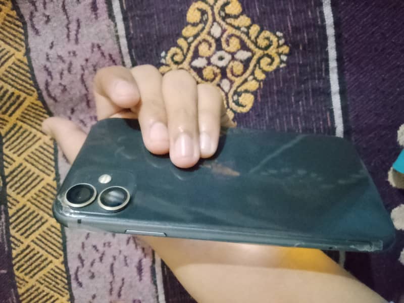Apple iPhone 11 5