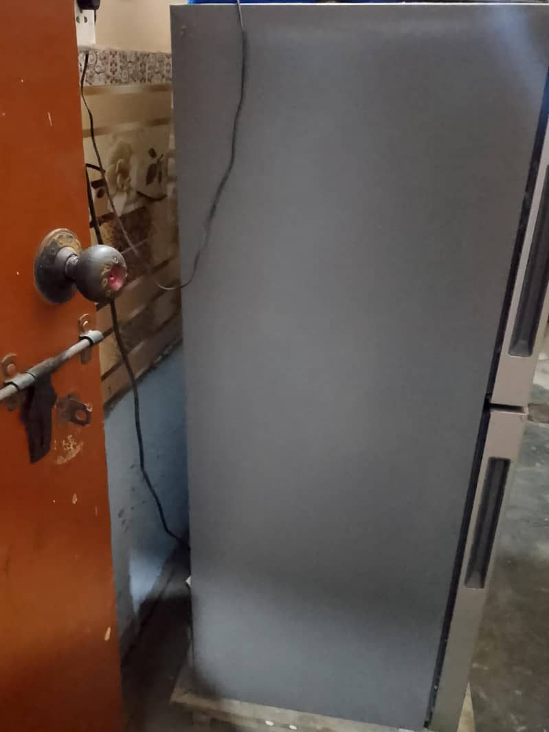 refrigerator 1