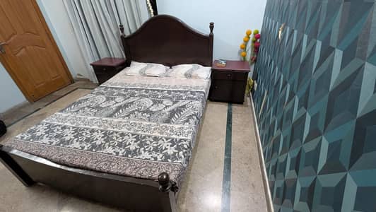 Wooden Double Bed with 2 Side Tables – Good Condition