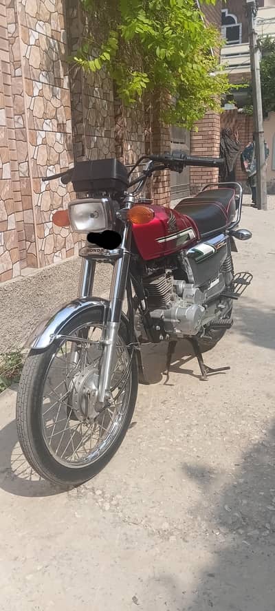 Honda cg125 2023 modal good condition 03335003381