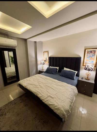 1 Bedroom VIP Full furnish flat per day available in Bahria town Lahore 0300 4561276