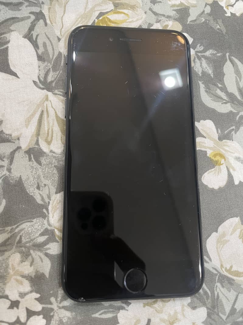 Apple iPhone SE 0