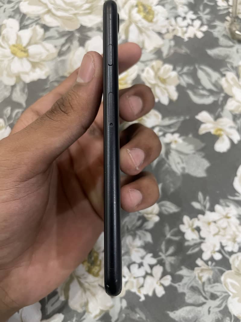 Apple iPhone SE 2