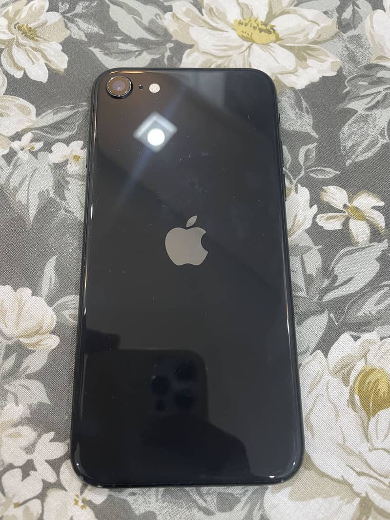 Apple iPhone SE 3