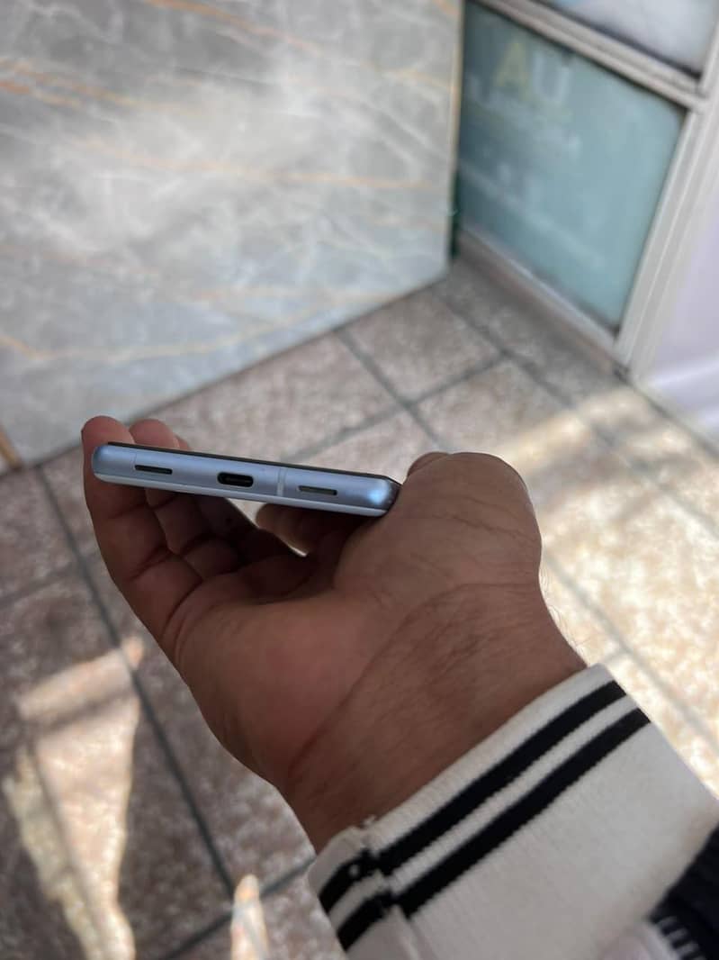Google Pixel 7a 6