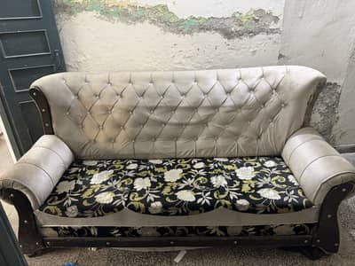 6 seater sofa set in good condition