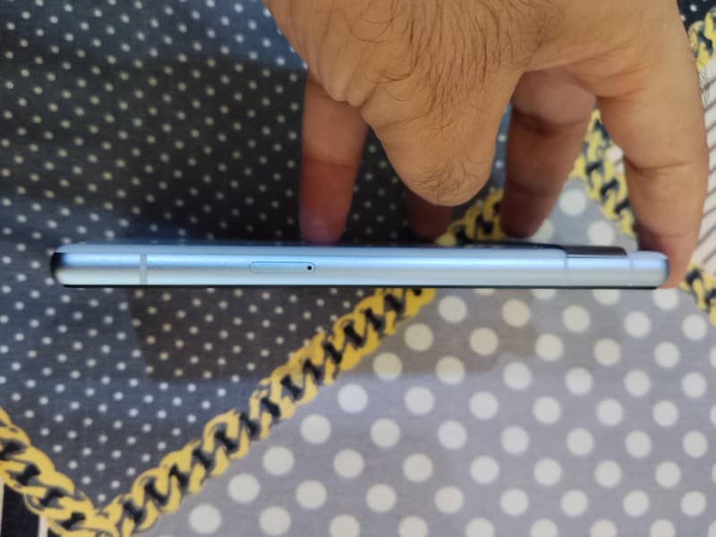 Google Pixel 7a 5