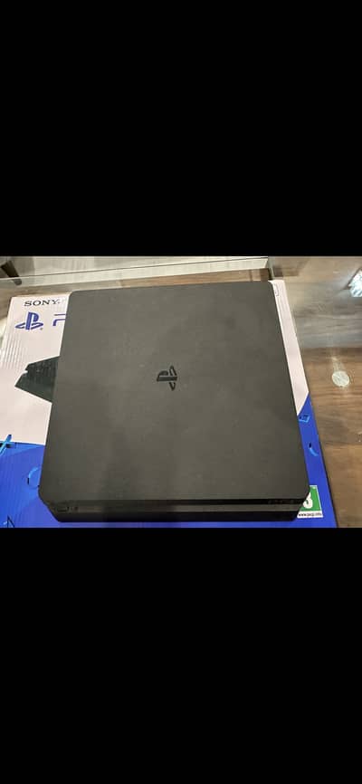 ps4 slim 500gb non jailbreak for sale 10/10