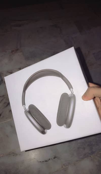 APPLE HEADPHONE