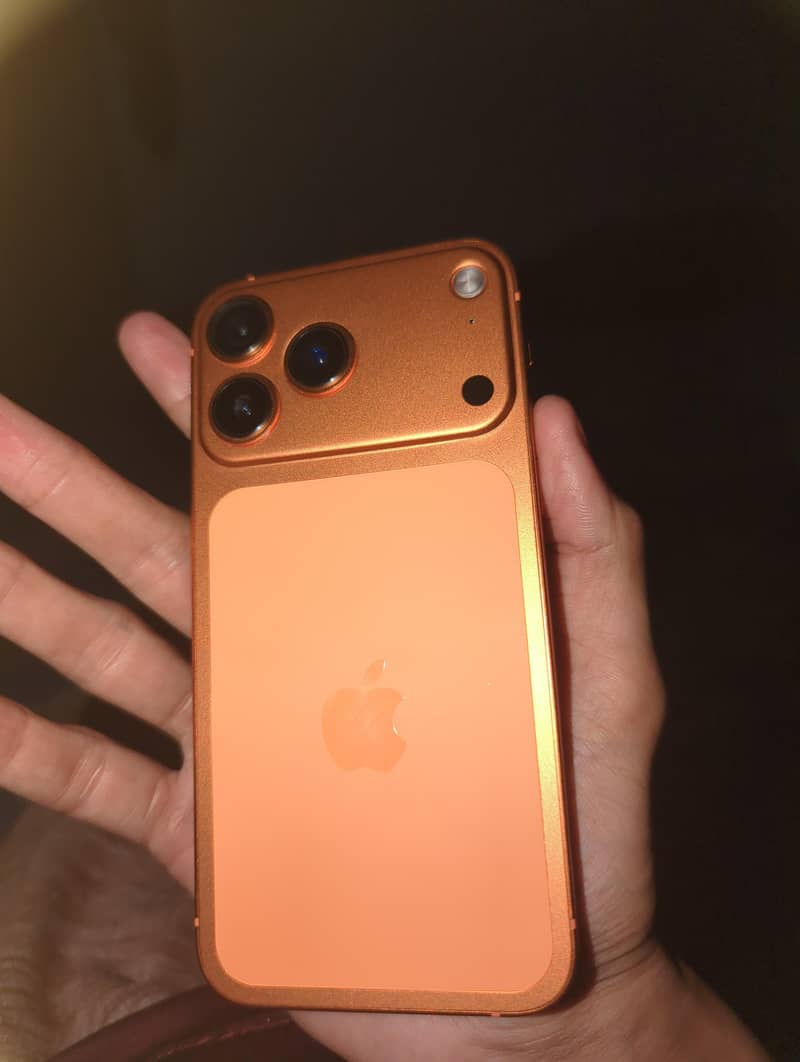 Apple iPhone 12 4