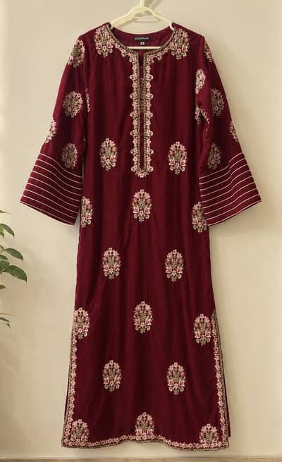 Beautiful Maroon Velvet Kaftan Brand New