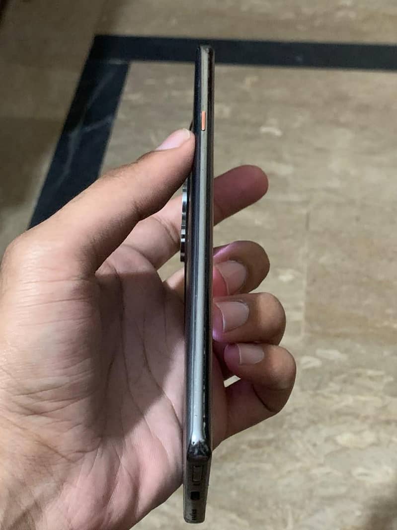 Tecno CAMON 40 Pro 2