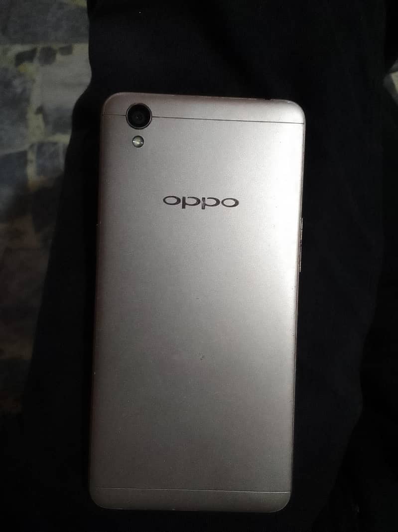 OPPO A37 5