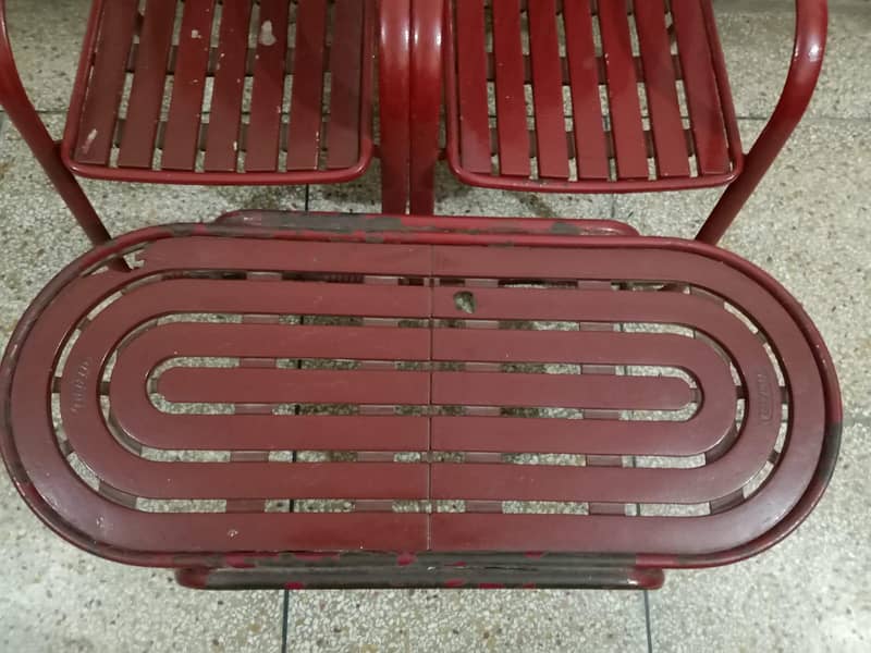 Chairs Table 4