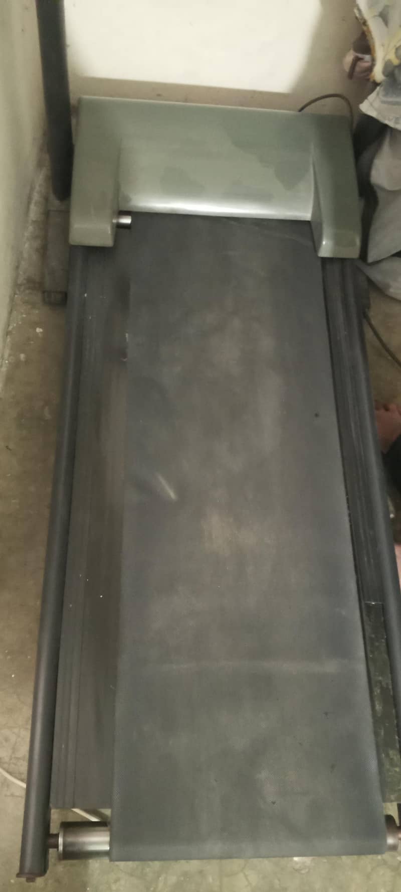 Electric Treadmill 1