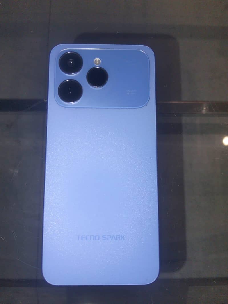 Tecno Spark 4 0