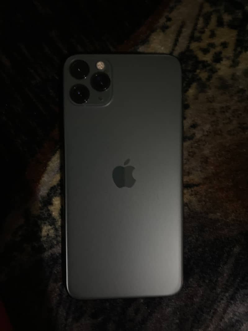 Apple iPhone 11 Pro Max 1