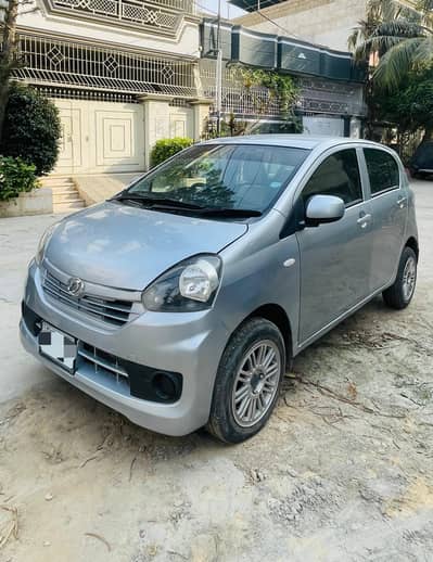 Daihatsu Mira 2016